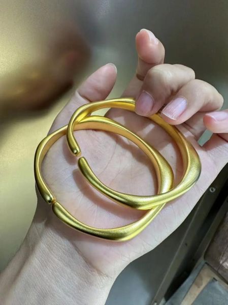 黄金小猪属相是什么生肖