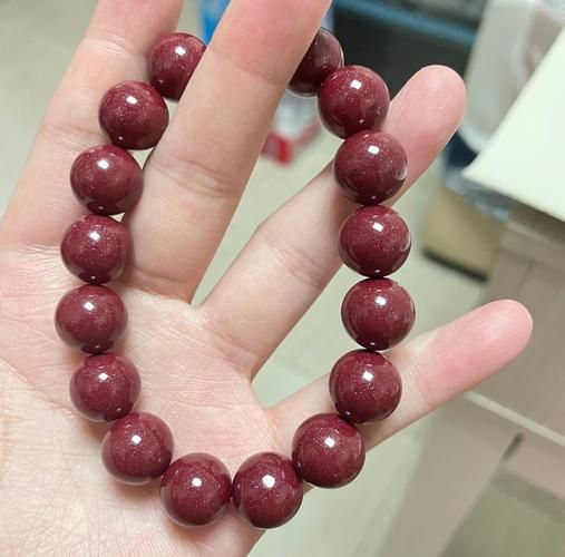 鸡属相生肖朱砂(鸡属相能戴朱砂手串吗?)