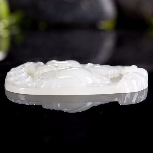 玉佩生肖属相挂件（玉佩生肖属相挂件该怎么选）