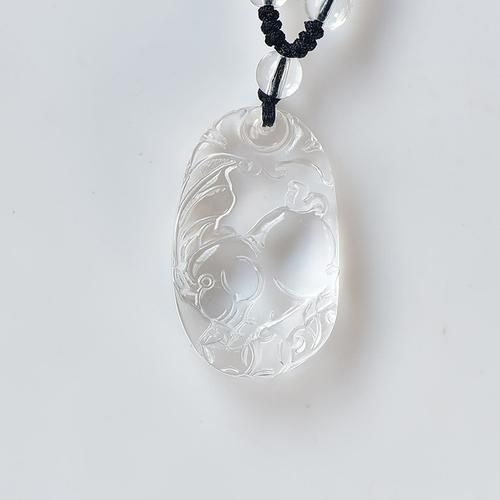 生肖属相琉璃挂坠（生肖属相琉璃挂坠选购避坑指南）