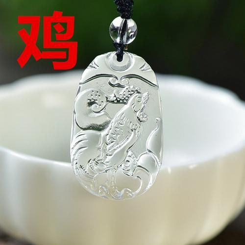 生肖属相琉璃挂坠（生肖属相琉璃挂坠选购避坑指南）