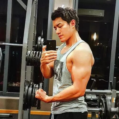 曾伟昌属相生肖（曾伟昌属相是什么生肖）