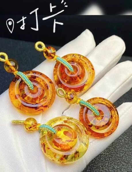 蜜蜡十二生肖属相（蜜蜡十二生肖属相怎么选？🔮）