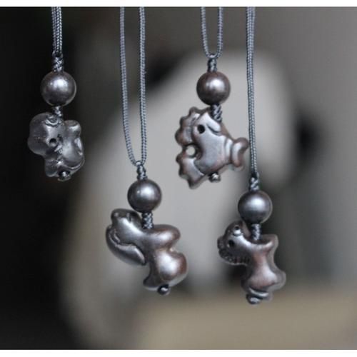 黑檀挂件生肖是什么属相