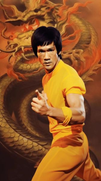 李小龙的生肖属相（生肖属龙的李小龙为何能“腾云驾雾”）