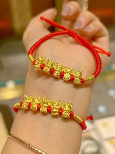 生肖龙带什么属相(生肖龙佩戴什么饰品最旺运)