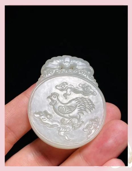 生肖鸡属相牌（生肖鸡属相牌怎么选？新手避坑指南）