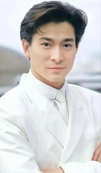 刘德华属相生肖（刘德华属什么生肖？属牛）