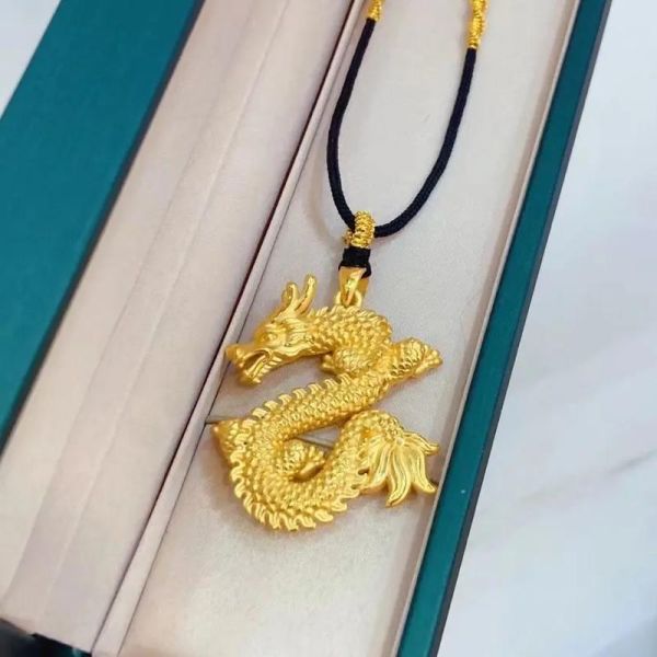 生肖龙属相饰品挂件（属龙人2024本命年挂件怎么选）