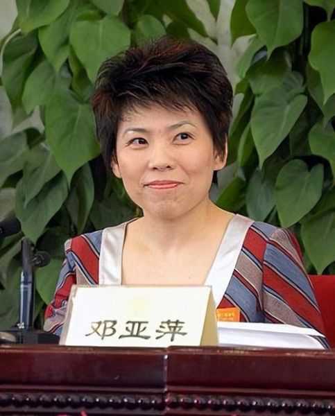 邓亚萍属什么生肖属相(邓亚萍属什么生肖的)