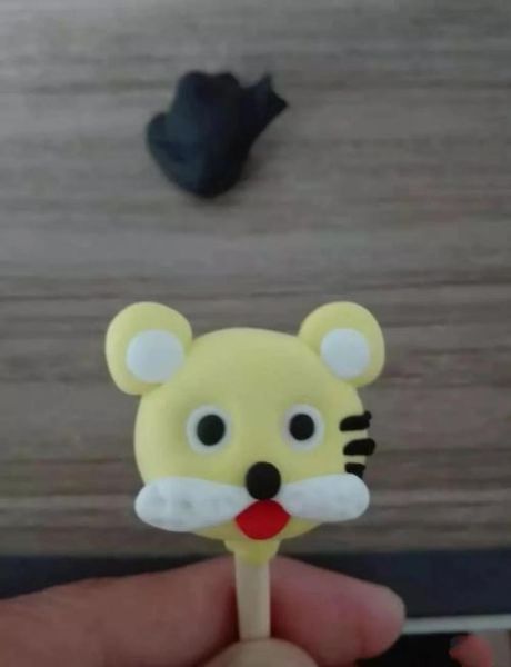 生肖属相粘土（生肖属相粘土教程：新手也能捏出萌虎）