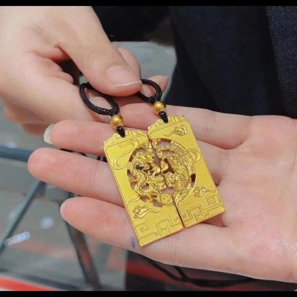 老凤祥生肖属相牌子图片（老凤祥生肖属相牌子图片大全）