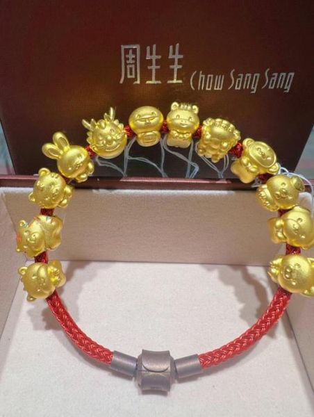 属相 生肖手链怎么戴（属相手链怎么分左右手）