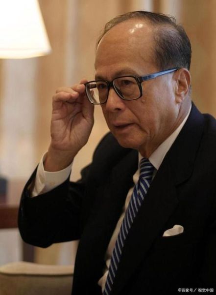 首富李嘉诚的生肖属相（李嘉诚的生肖是什么？一文看懂这位商业巨星）