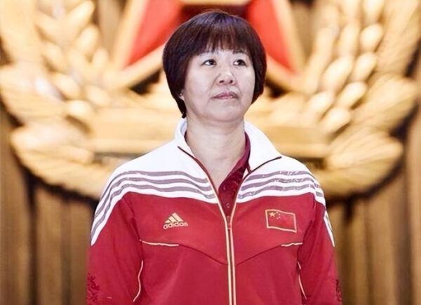 郎平属相是什么生肖（郎平生肖是什么？女排传奇的属相揭晓）