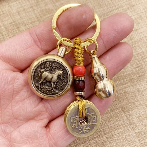 属相生肖铜钱（属相生肖铜钱怎么戴才有招财效果？）