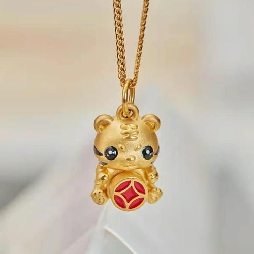 生肖属相虎的黄金（属虎女生可以戴黄金首饰吗）