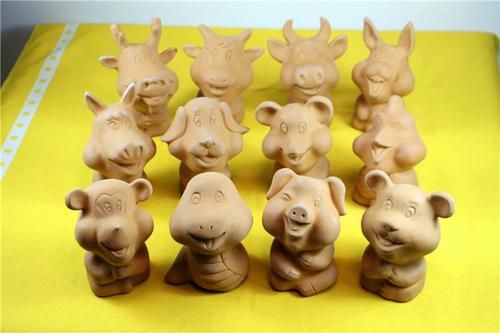 生肖属相陶艺摆件寓意（生肖属相陶艺摆件寓意怎么选？）