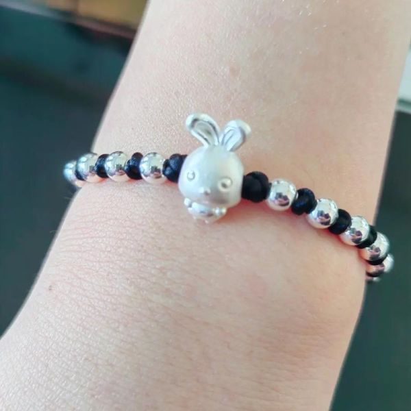 银饰生肖属相手链（银饰生肖属相手链怎么选）