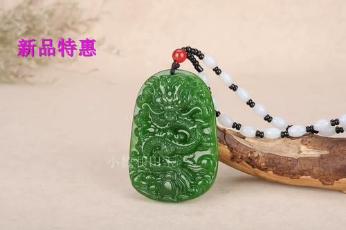 男士生肖属相吊坠（男士生肖属相吊坠怎么选款式？）