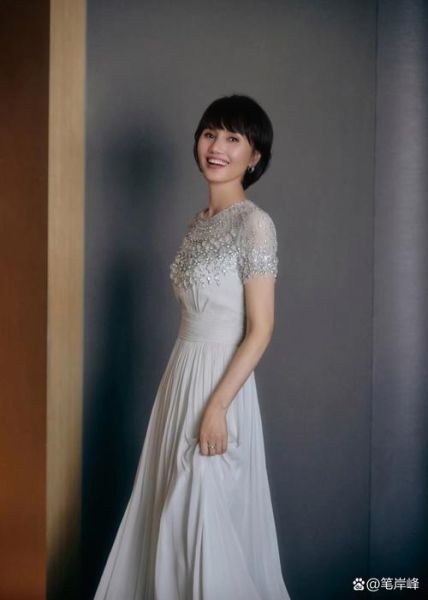 袁泉属相是什么生肖（袁泉属🐔🐲还是🐰生肖大揭秘）