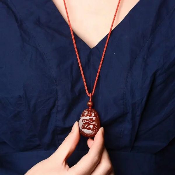 男红色代表什么生肖属相