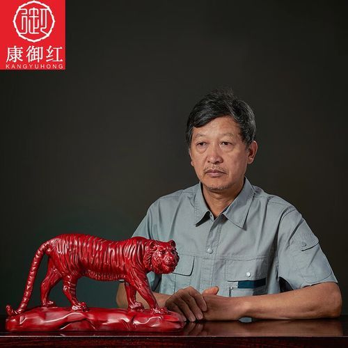 老虎生肖属相摆件（办公室风水老虎摆件如何摆放）