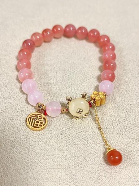 韩国生肖属相手链（韩国生肖属相手链怎么选）