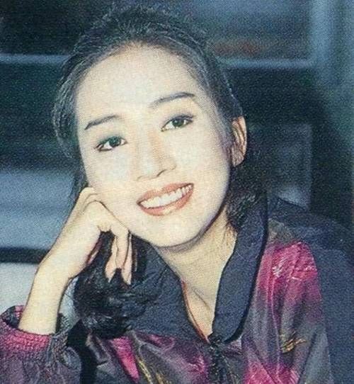 梅艳芳属于什么生肖属相（梅艳芳是什么生肖？生肖大揭秘）