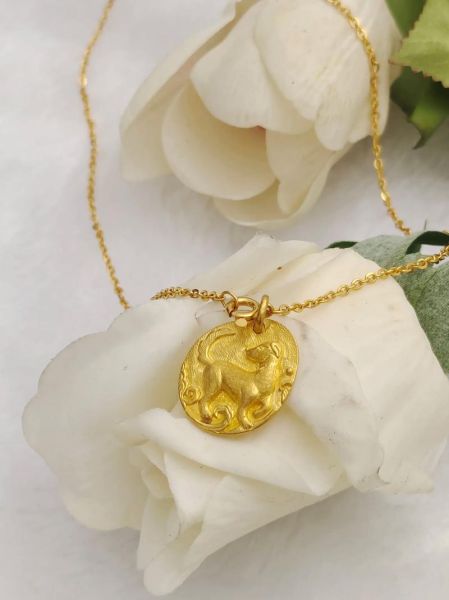 属相吊坠 狗生肖 银(狗生肖银吊坠怎么挑不掉坑)