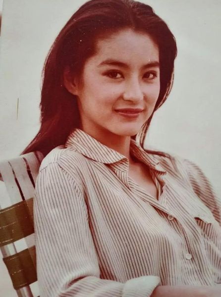 林青霞生肖属相(林青霞属相是什么生肖?🐉)